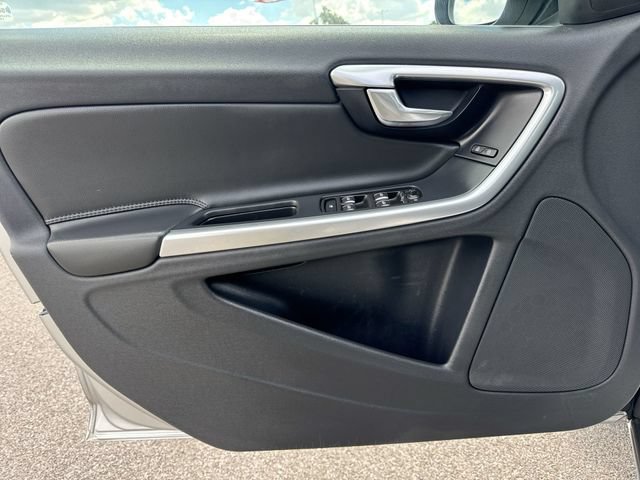 Used 2017 Volvo S60 T5 Inscription AWD/4WD image 23