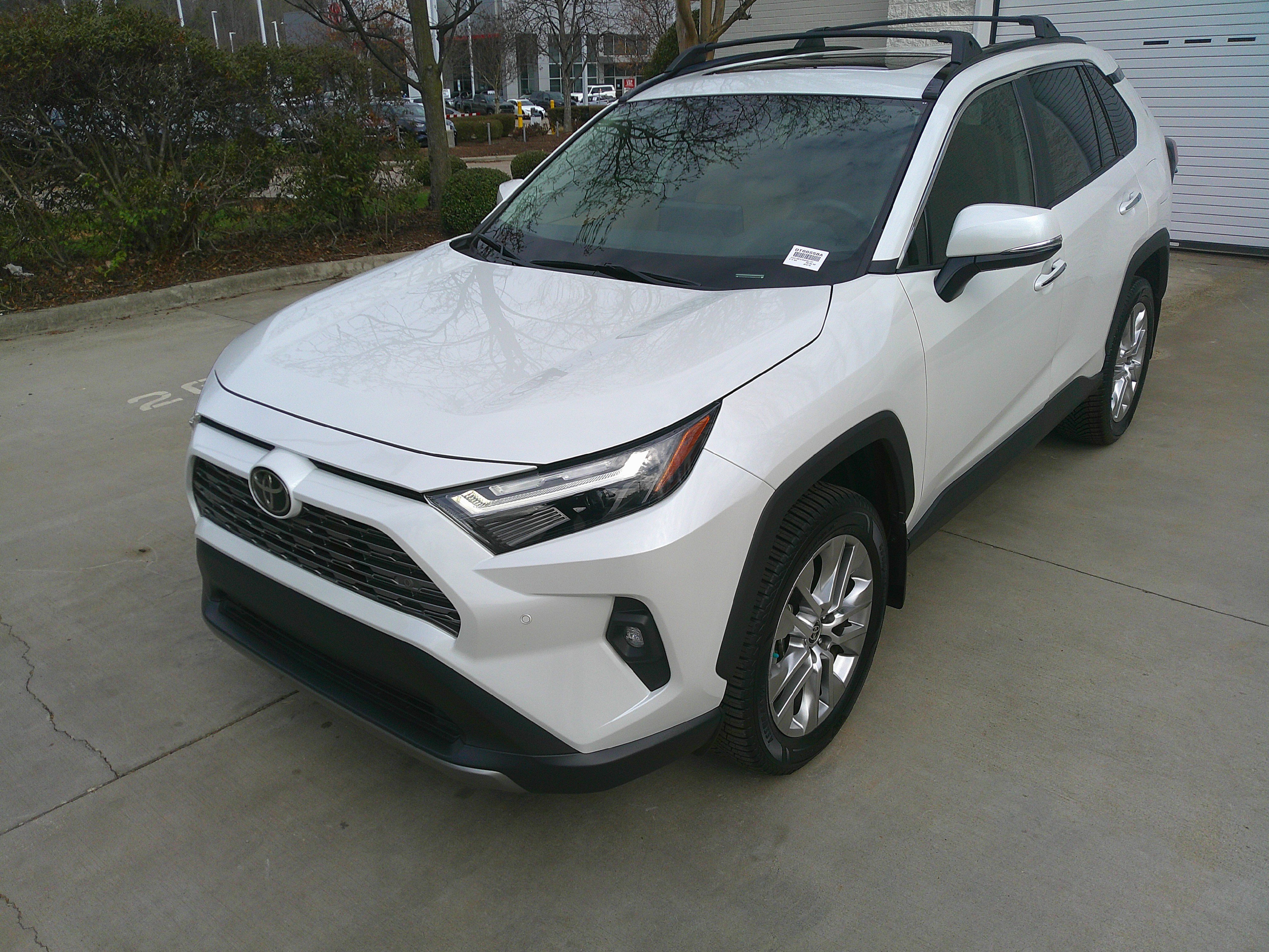 Used 2024 Toyota RAV4 Limited w/ Weather Package image 5