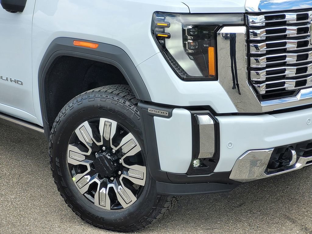 New 2026 GMC Sierra 2500 Denali image 6