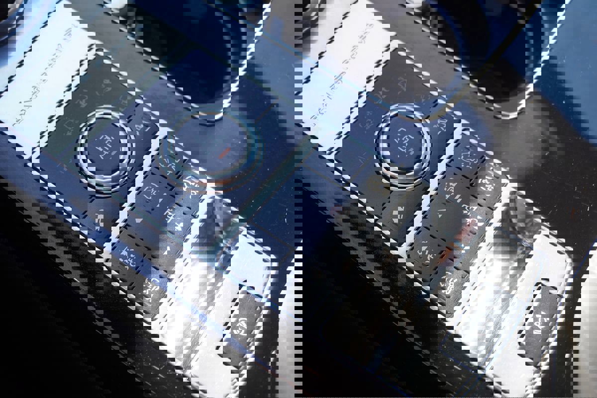 Used 2016 Land Rover Range Rover Supercharged image 33