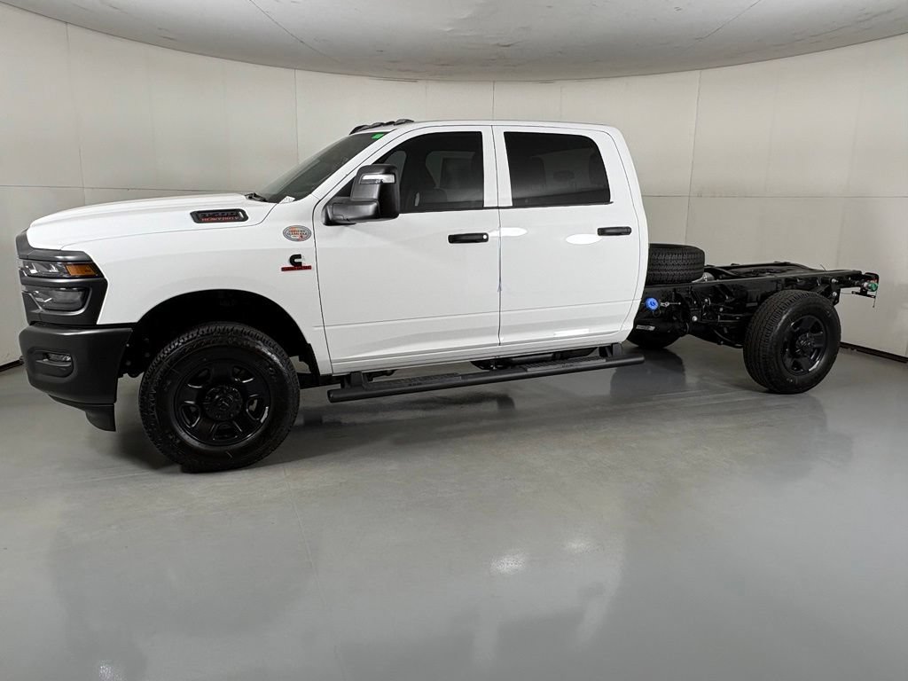 New 2026 RAM 3500 Tradesman AWD/4WD image 5
