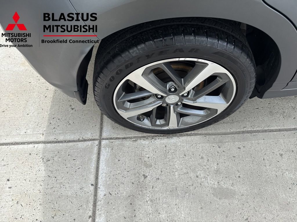 Used 2019 Hyundai Kona Limited image 19