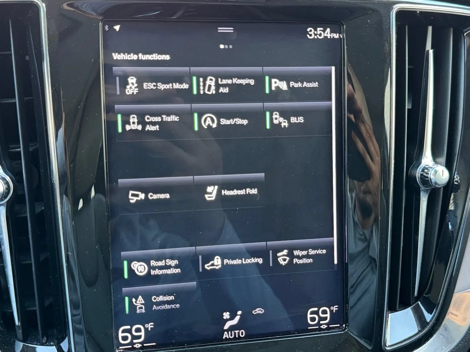 Used 2020 Volvo S60 T5 Momentum FWD image 37