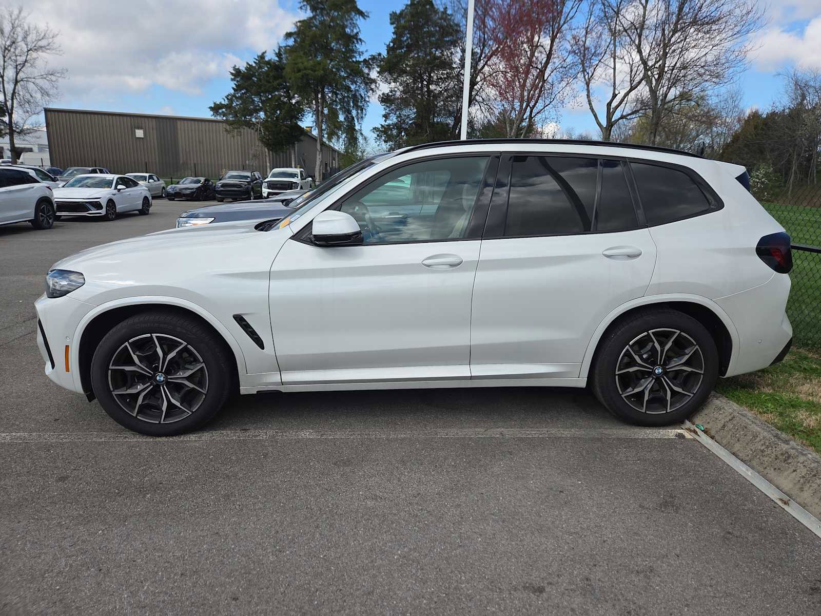 Used 2024 BMW X3 xDrive30i w/ Premium Package image 8