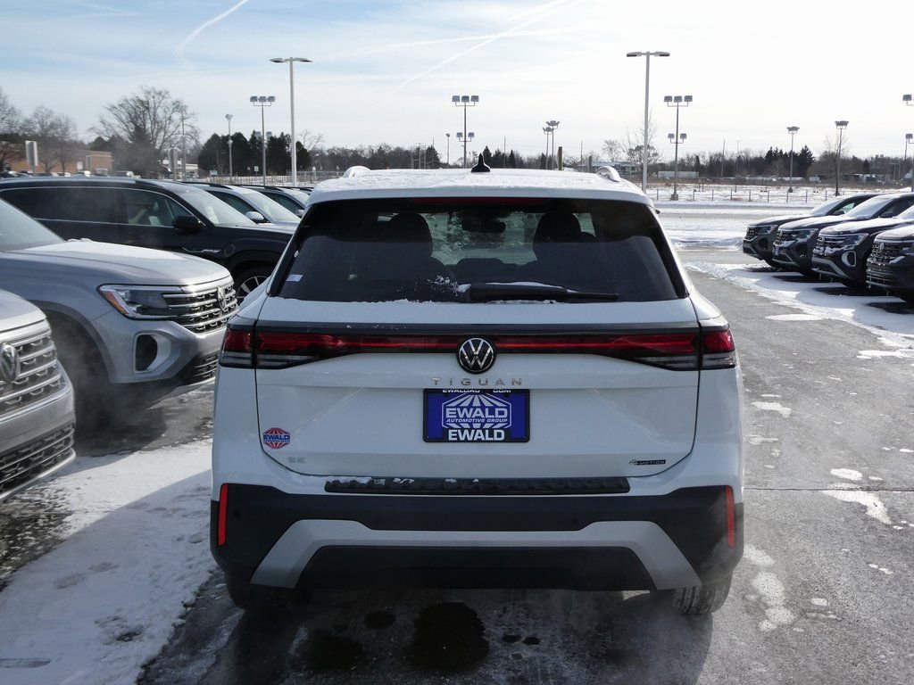 New 2026 Volkswagen Tiguan SE AWD/4WD image 15