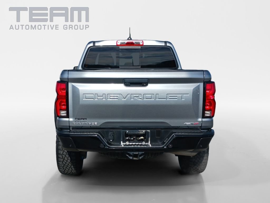 Used 2024 Chevrolet Colorado ZR2 w/ Technology Package image 6