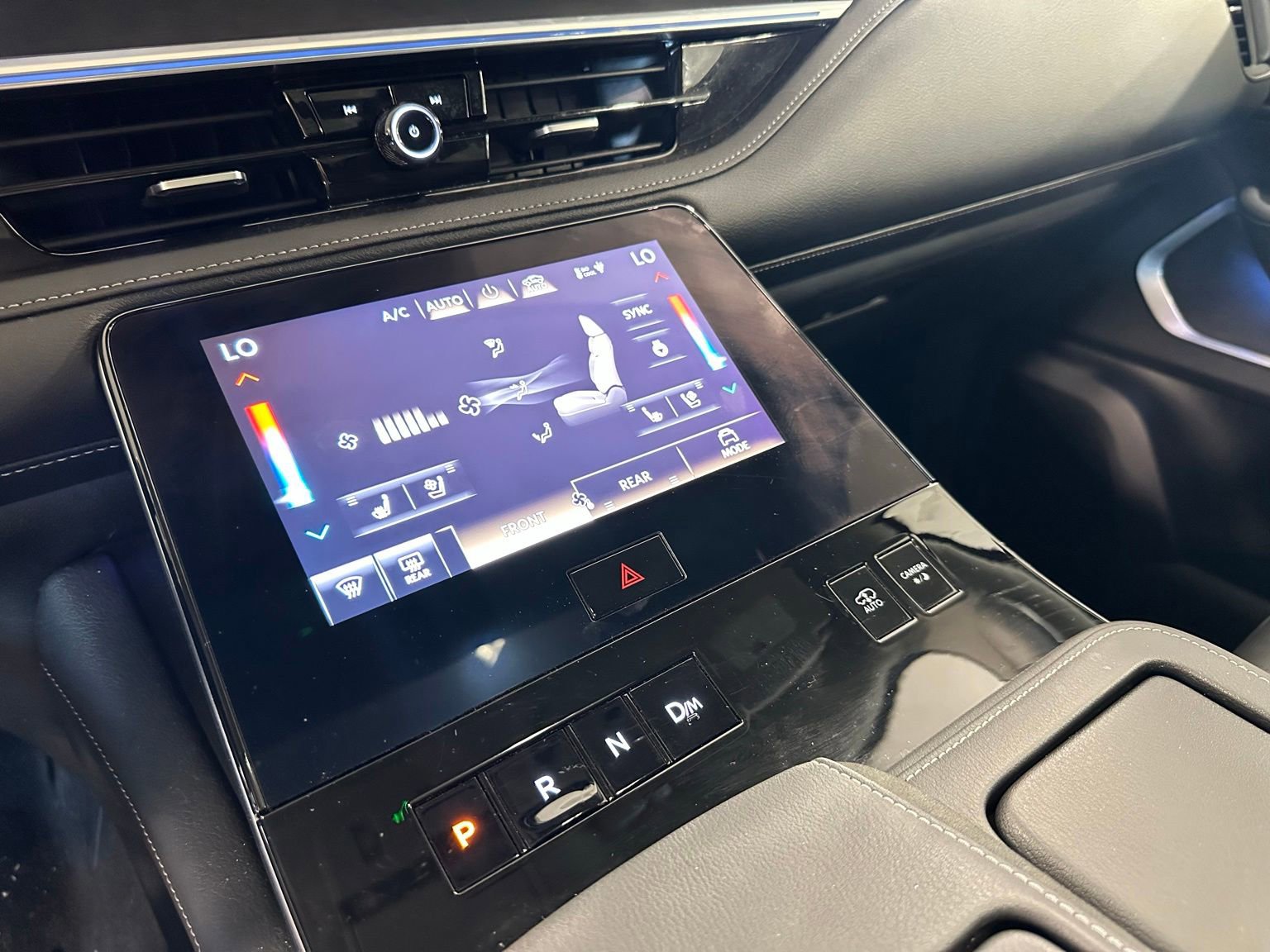Used 2025 INFINITI QX80 Sensory AWD/4WD image 21