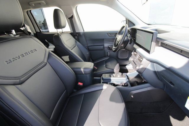 New 2025 Ford Maverick Lariat w/ Black Appearance Package image 35