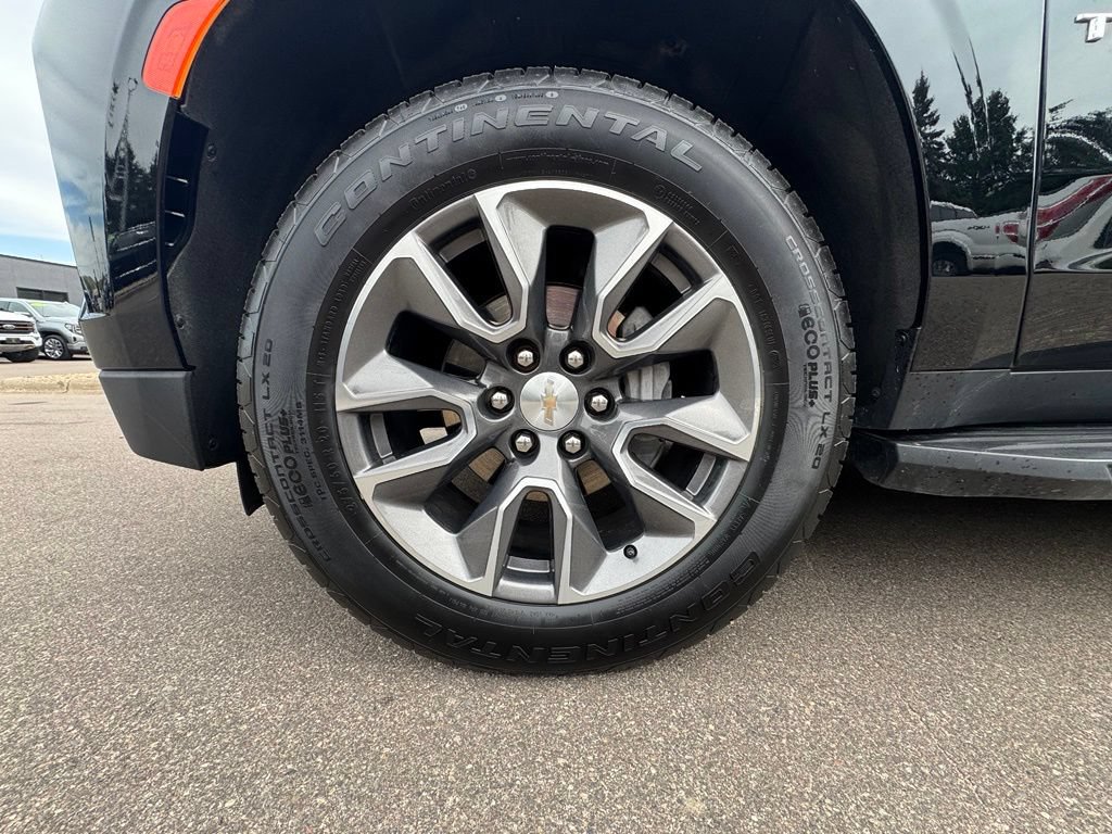 Used 2024 Chevrolet Tahoe LS AWD/4WD image 13