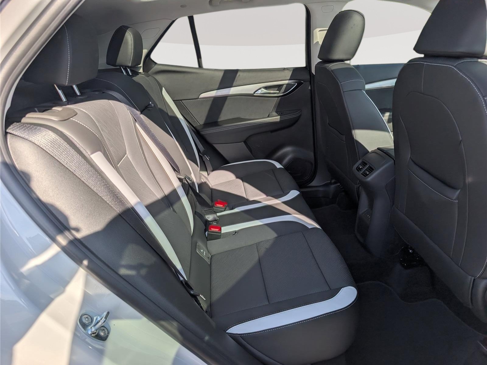 New 2026 Buick Envision Sport Touring AWD/4WD image 9