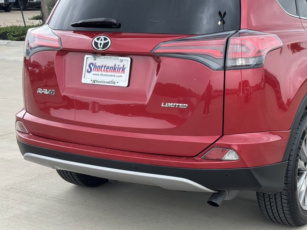 Used 2017 Toyota RAV4 Limited FWD image 6