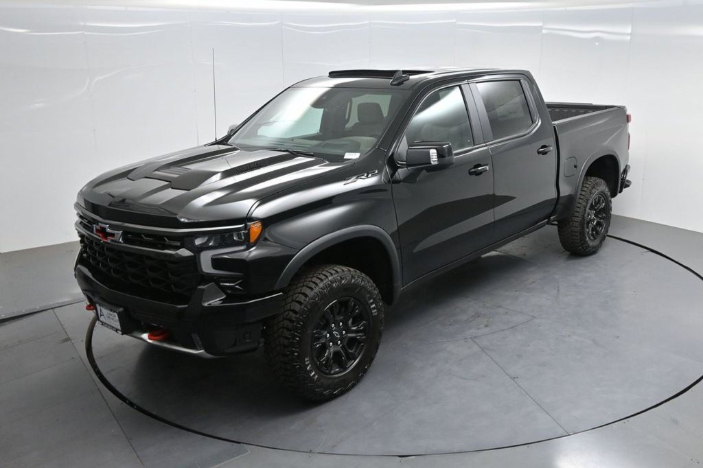New 2026 Chevrolet Silverado 1500 ZR2 w/ LPO, Dark Essentials Package AWD/4WD image 9