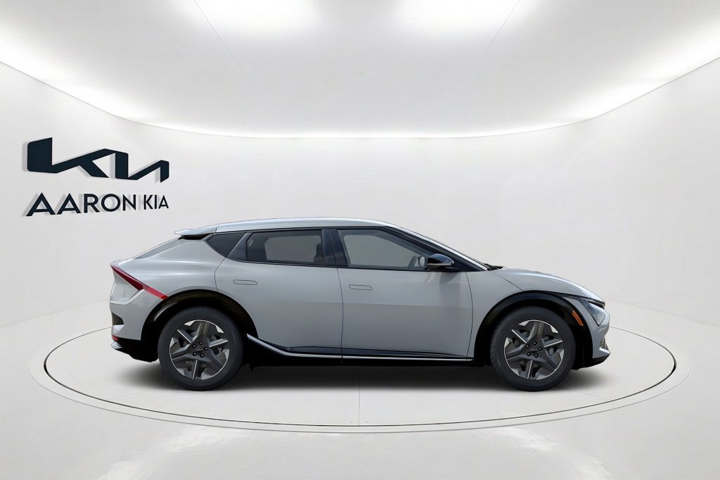 New 2026 Kia EV6 Light RWD image 8