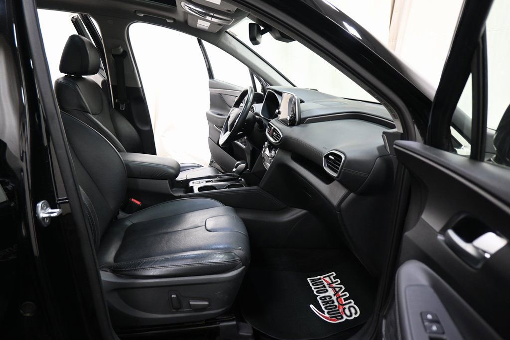 Used 2019 Hyundai Santa Fe AWD image 12