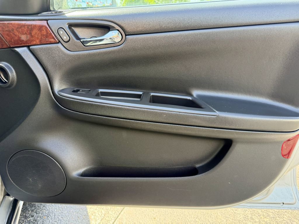 Used 2008 Chevrolet Impala LS FWD image 19