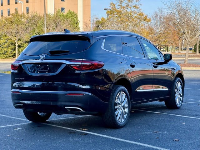 Used 2020 Buick Enclave Essence w/ Sound and Sites Package image 7
