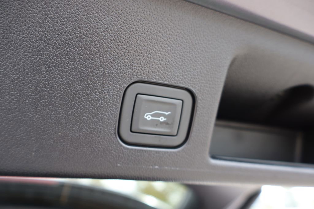 New 2026 Chevrolet Equinox EV LT image 35