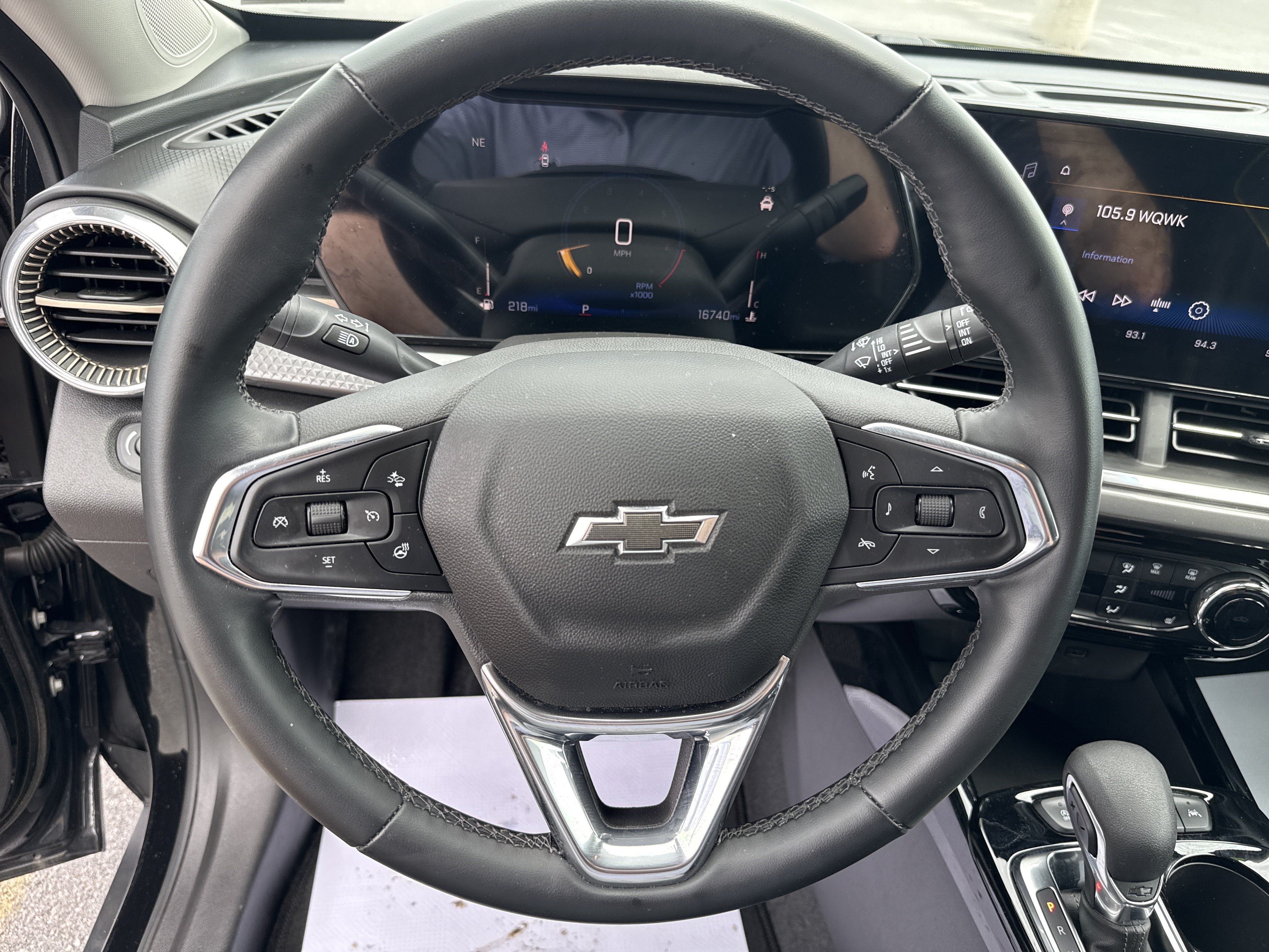 Used 2024 Chevrolet Trax ACTIV w/ Driver Confidence Package FWD image 20