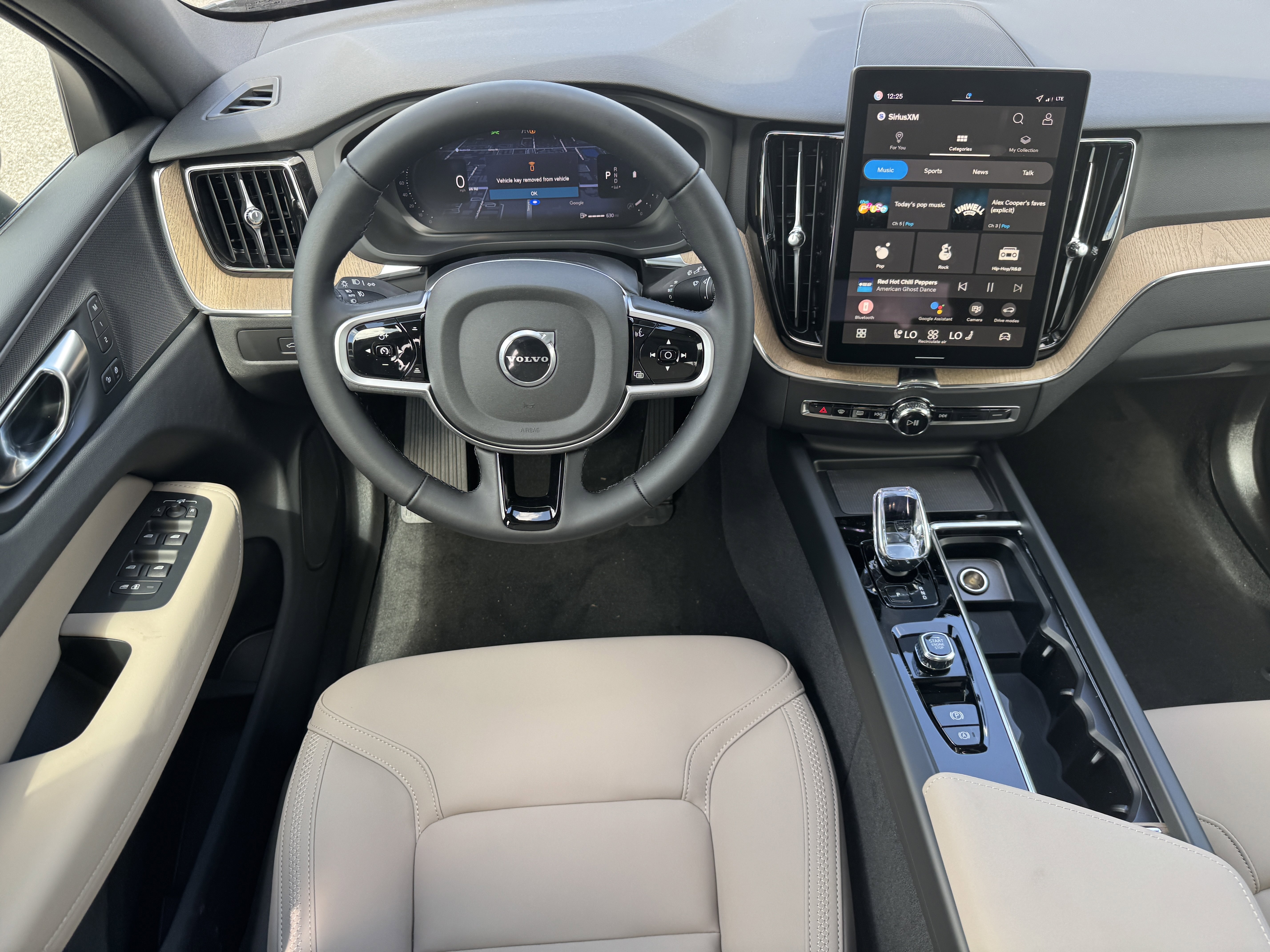 New 2026 Volvo XC60 B5 Core w/ Protection Package image 14