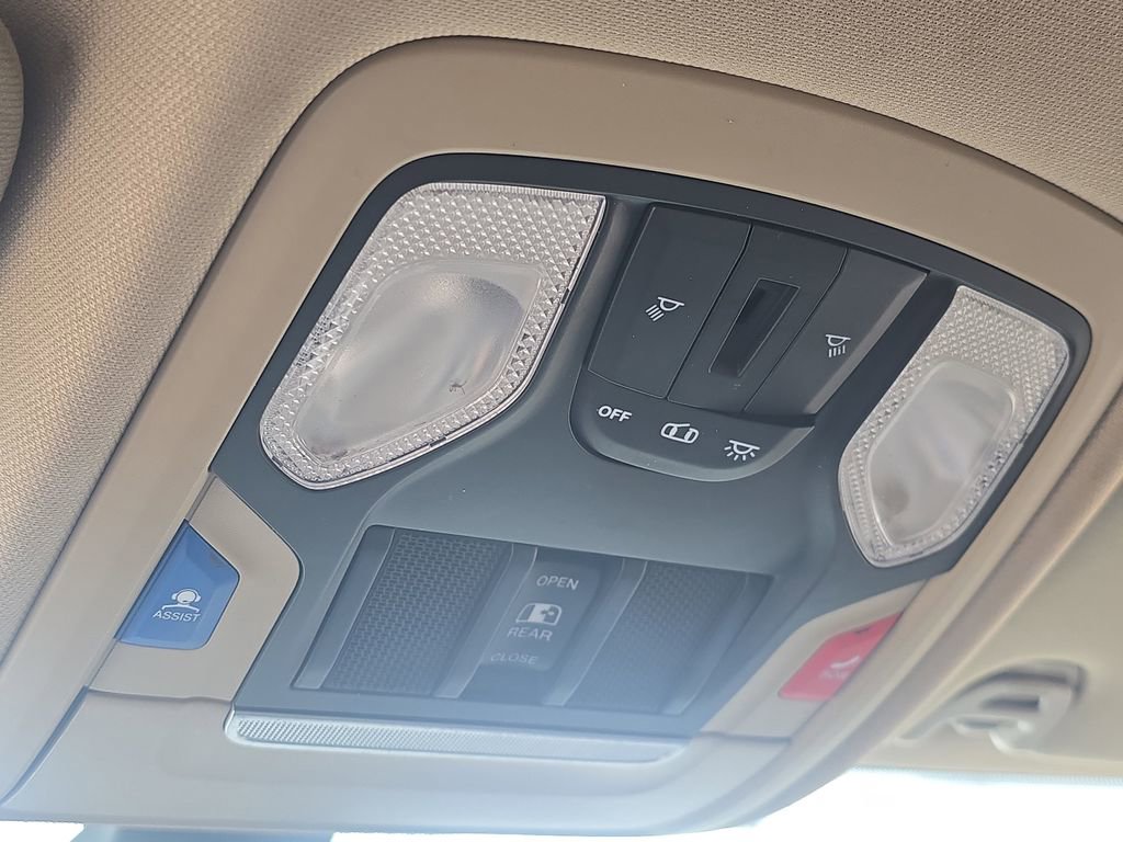 Used 2020 RAM 2500 Big Horn w/ Level 2 Equipment Group image 25