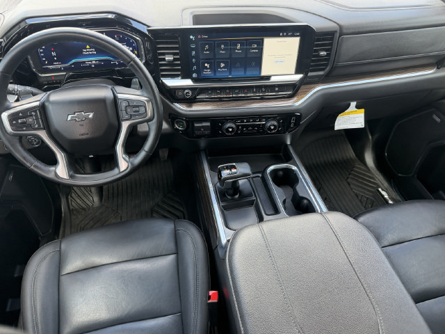 Used 2023 Chevrolet Silverado 1500 LT Trail Boss w/ LT Trail Boss Premium Package AWD/4WD image 15