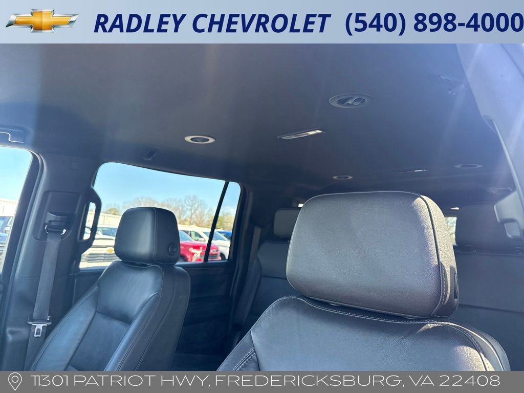 Used 2021 Chevrolet Suburban Z71 image 2
