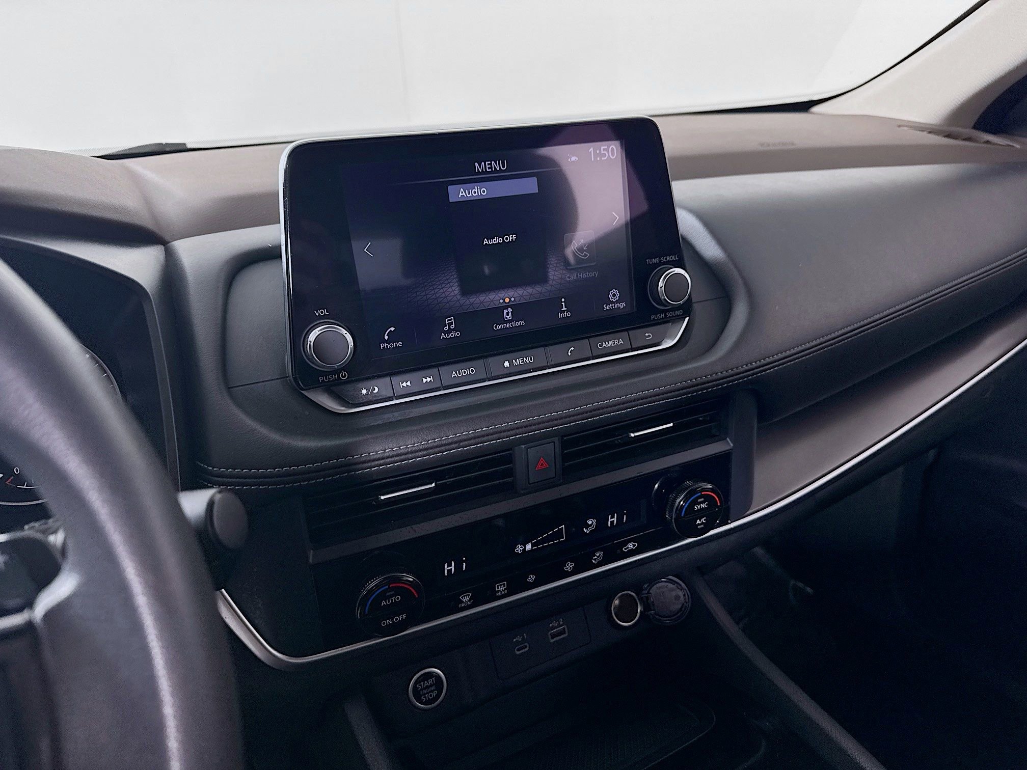 Used 2023 Nissan Rogue SV image 15