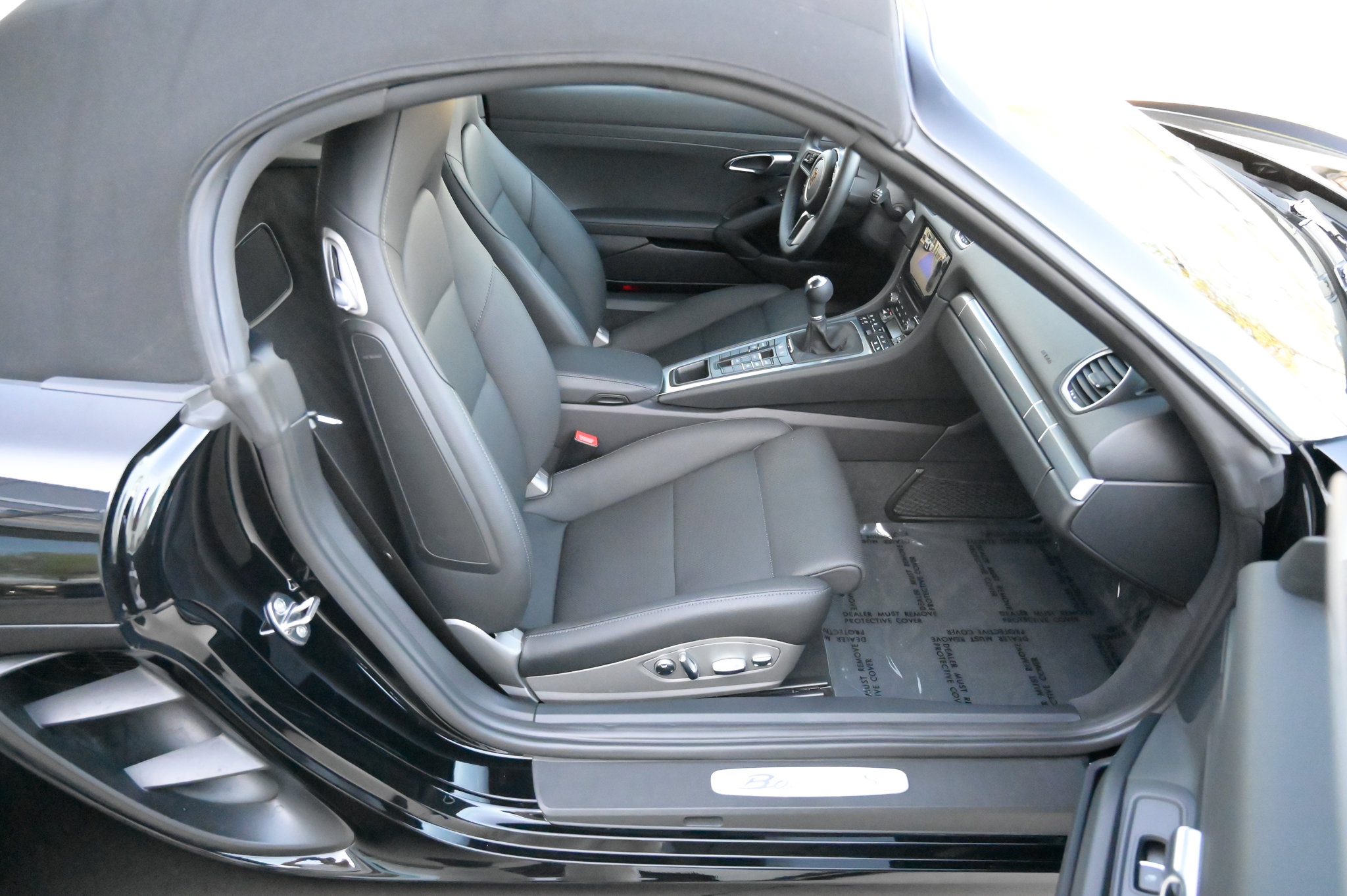 Used 2021 Porsche 718 Boxster S RWD image 38