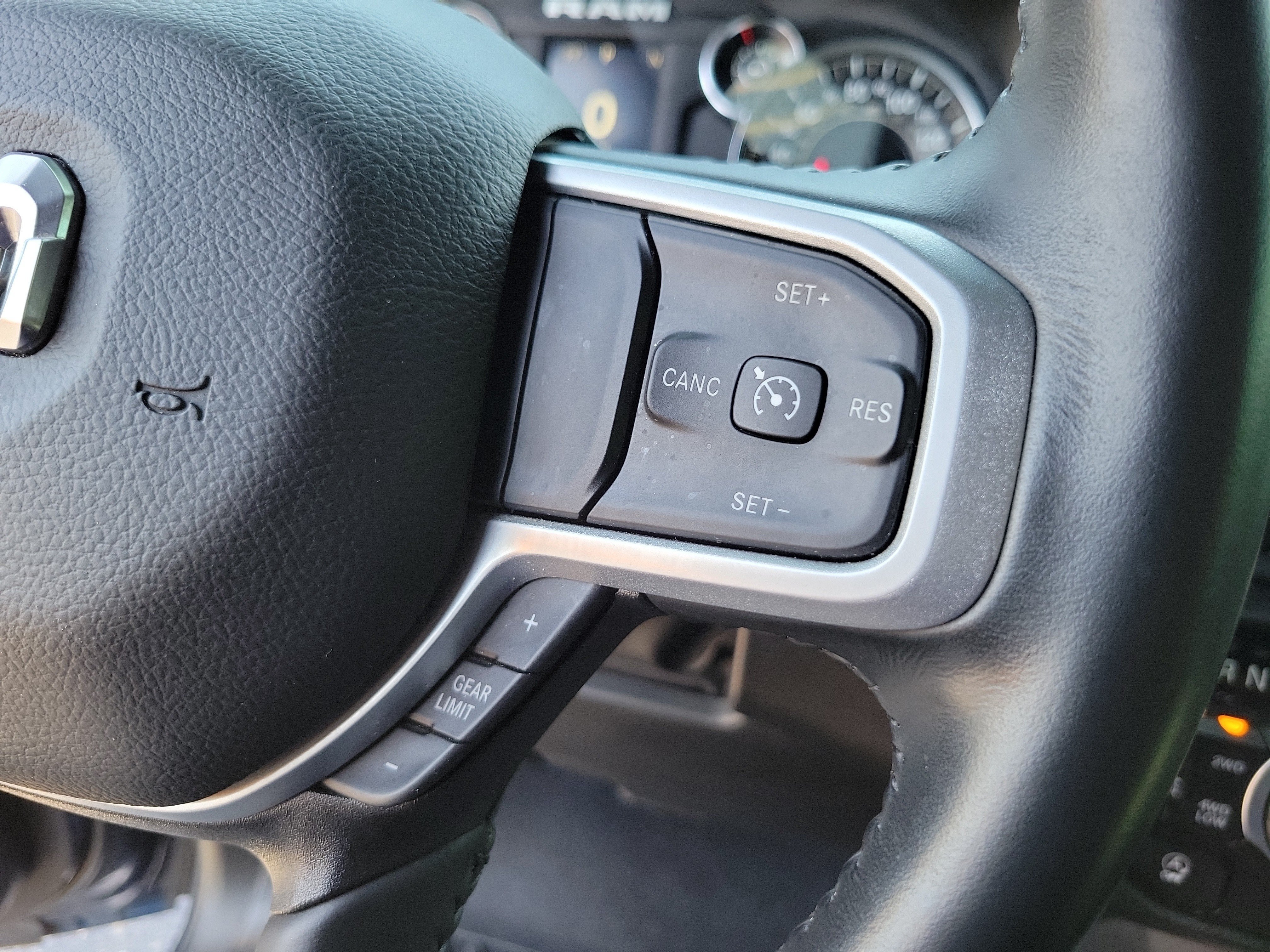 Used 2023 RAM 1500 Big Horn AWD/4WD image 25