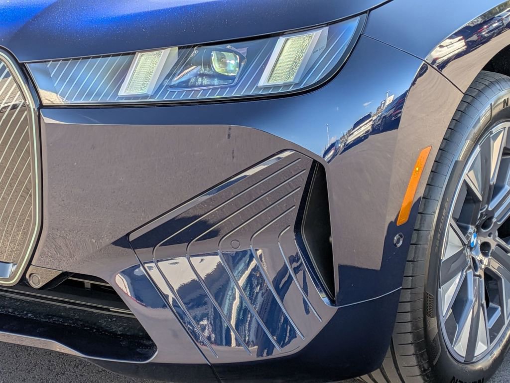 New 2026 BMW iX xDrive60 image 23