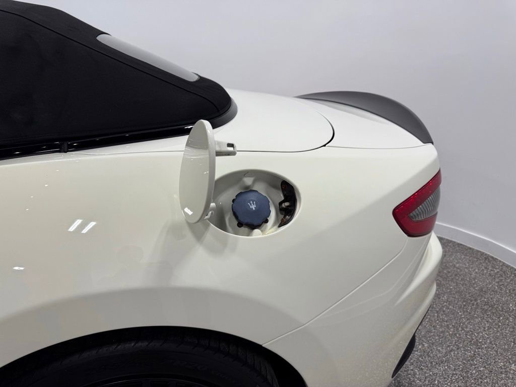 Used 2014 Maserati GranTurismo MC image 29