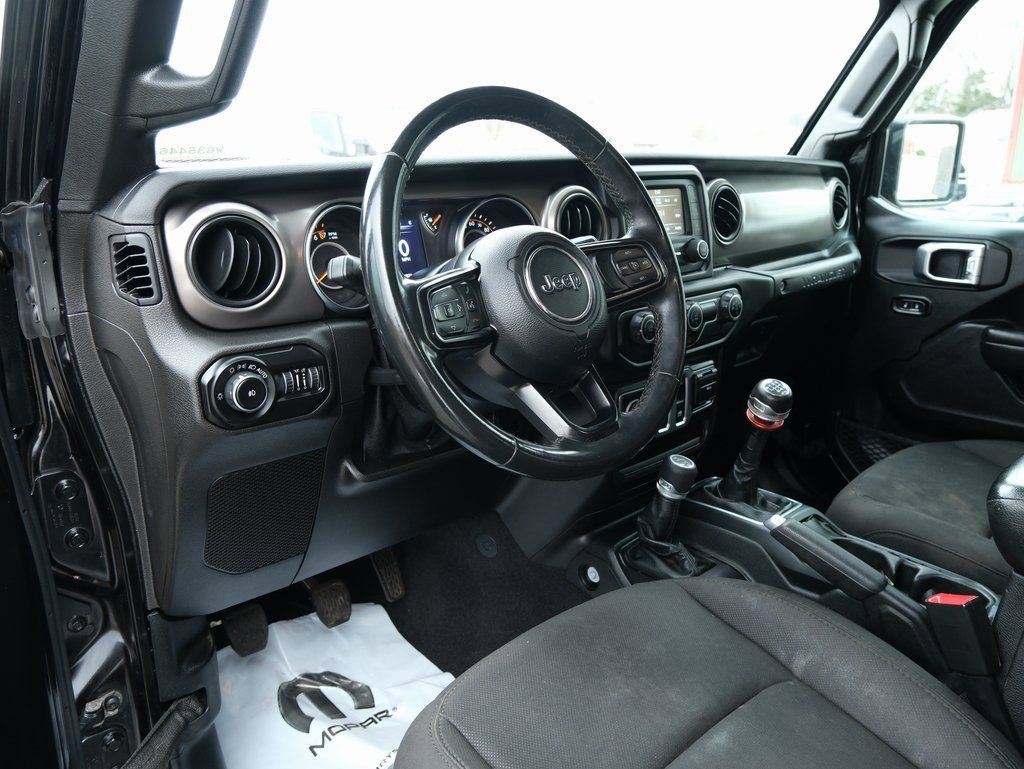 Used 2020 Jeep Wrangler Sport image 3