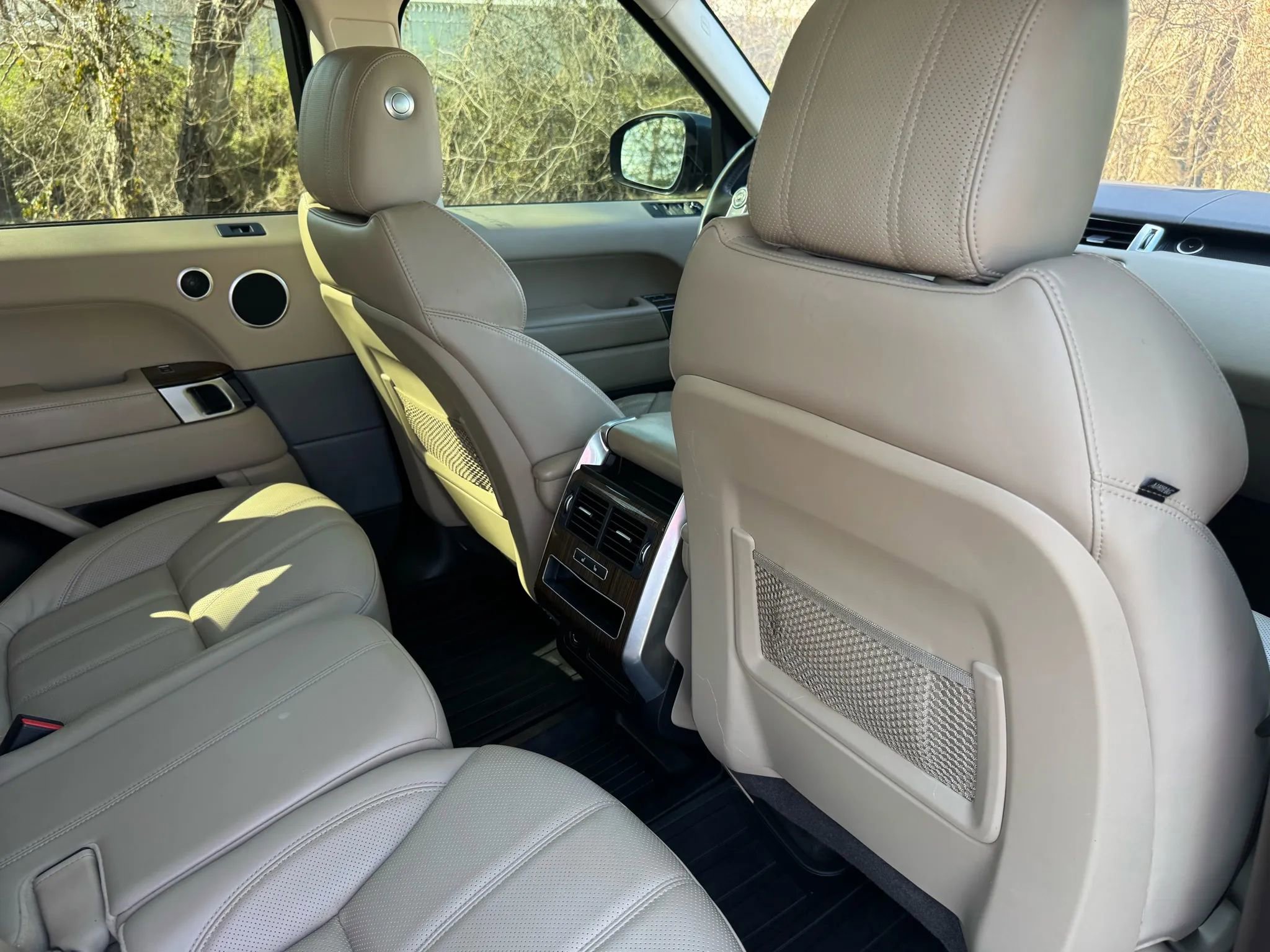 Used 2017 Land Rover Range Rover Sport HSE image 22