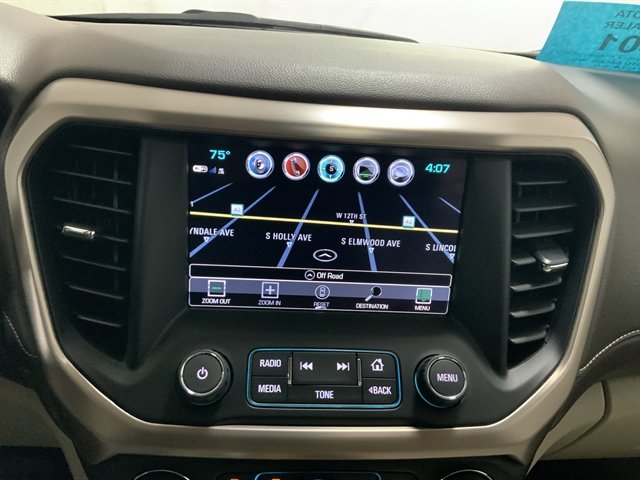Used 2018 GMC Acadia Denali w/ Technology Package AWD/4WD image 32
