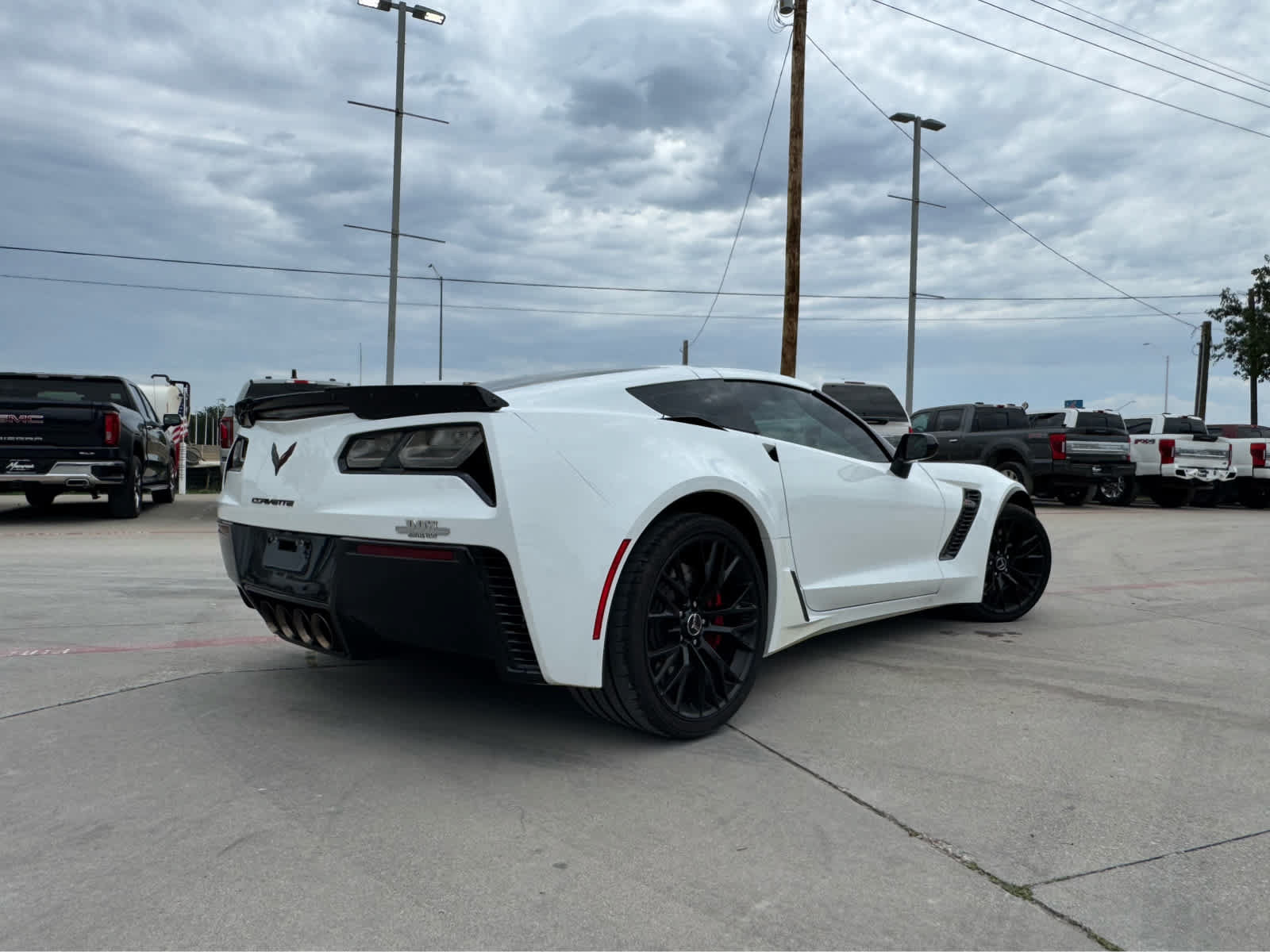 Used 2015 Chevrolet Corvette Z06 w/ 3LZ Preferred Equipment Group RWD image 5
