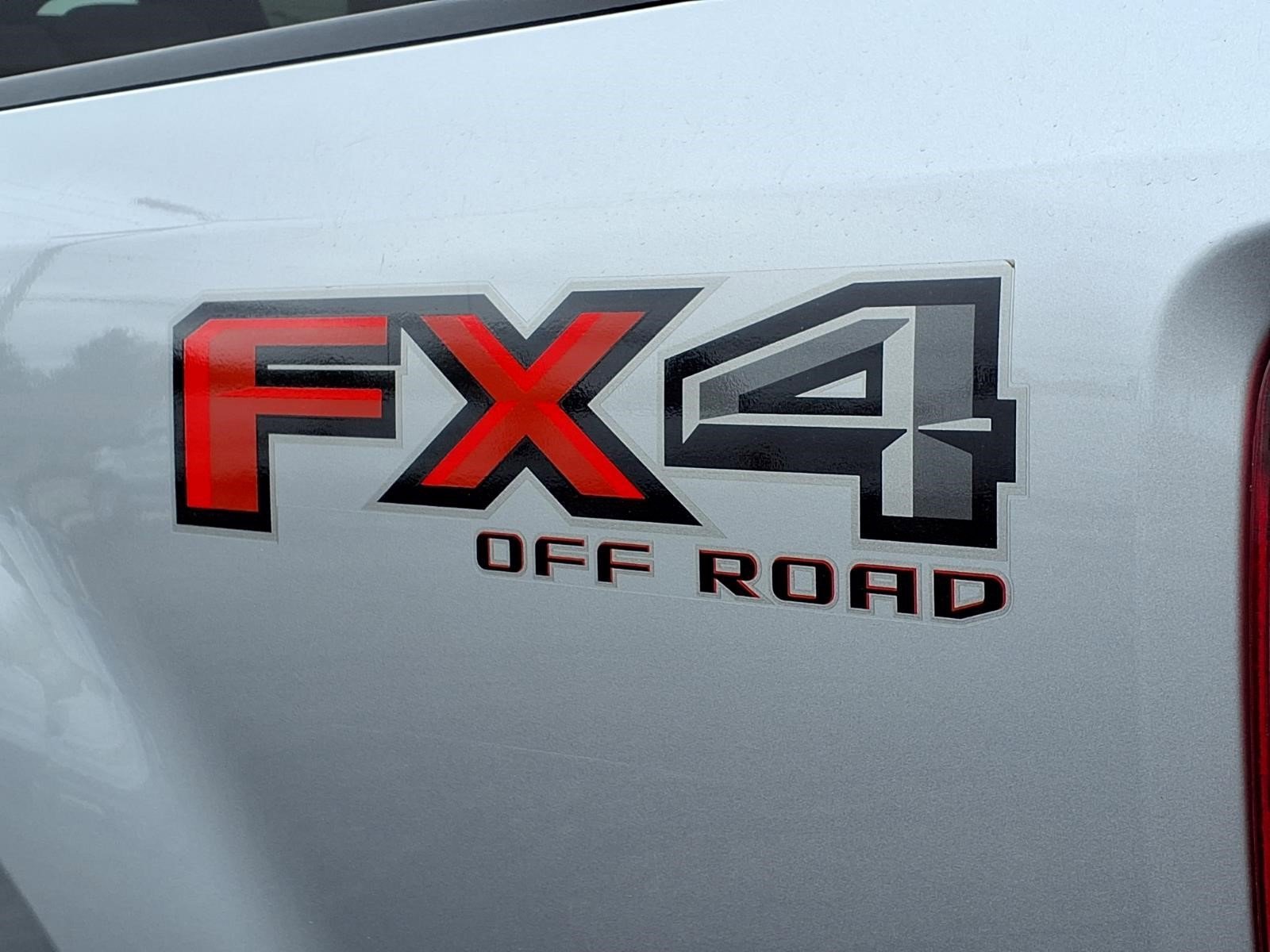 Used 2021 Ford F350 XL w/ STX Appearance Package AWD/4WD image 9