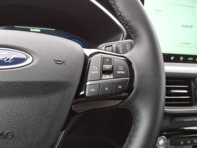Certified 2025 Ford Escape Platinum AWD/4WD image 16