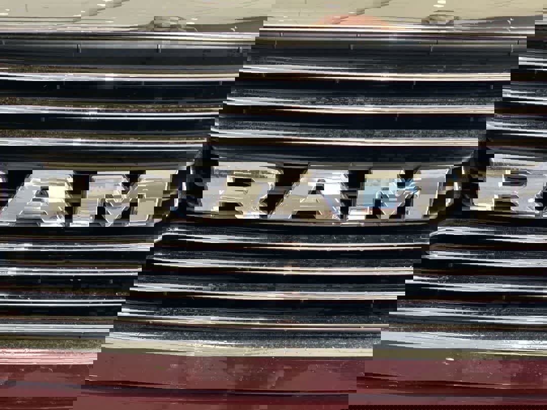 Used 2018 RAM 1500 Laramie Longhorn image 10