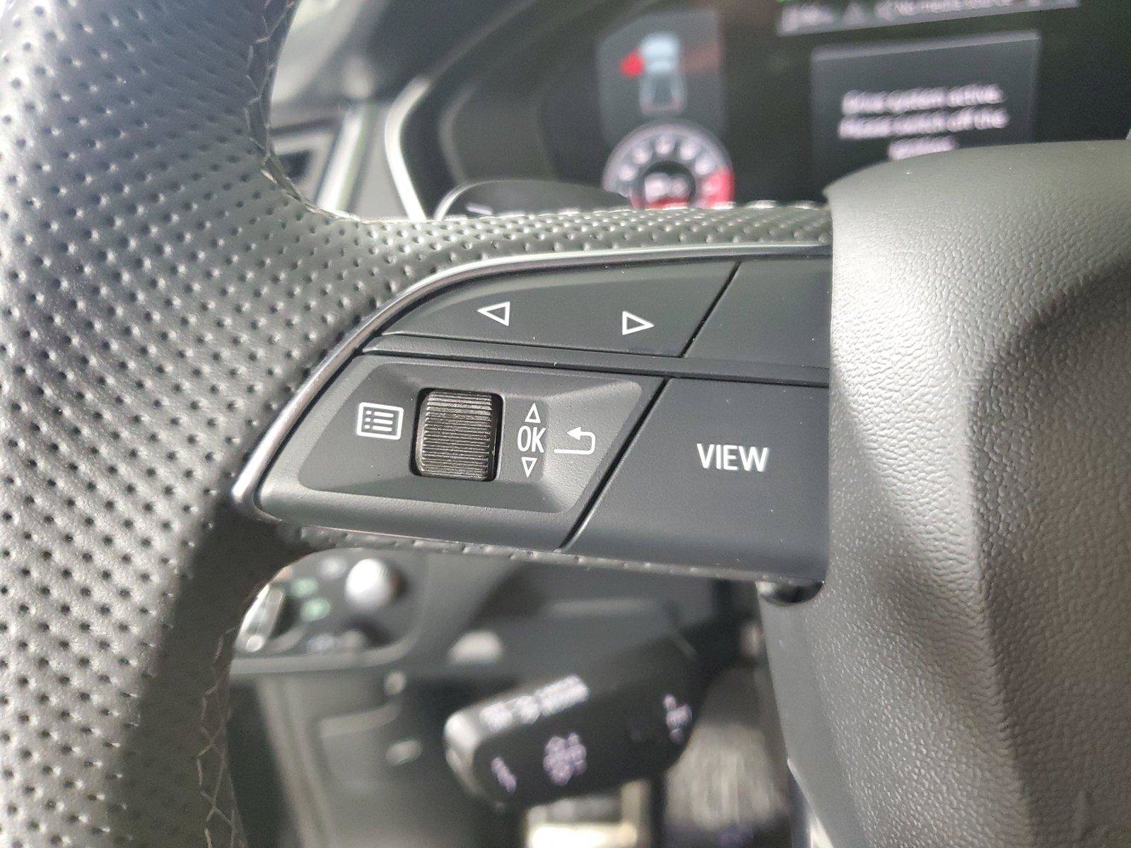 Used 2023 Audi SQ5 Prestige AWD/4WD image 25