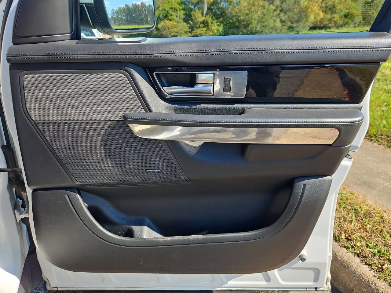 Used 2013 Land Rover Range Rover Sport HSE LUX image 16