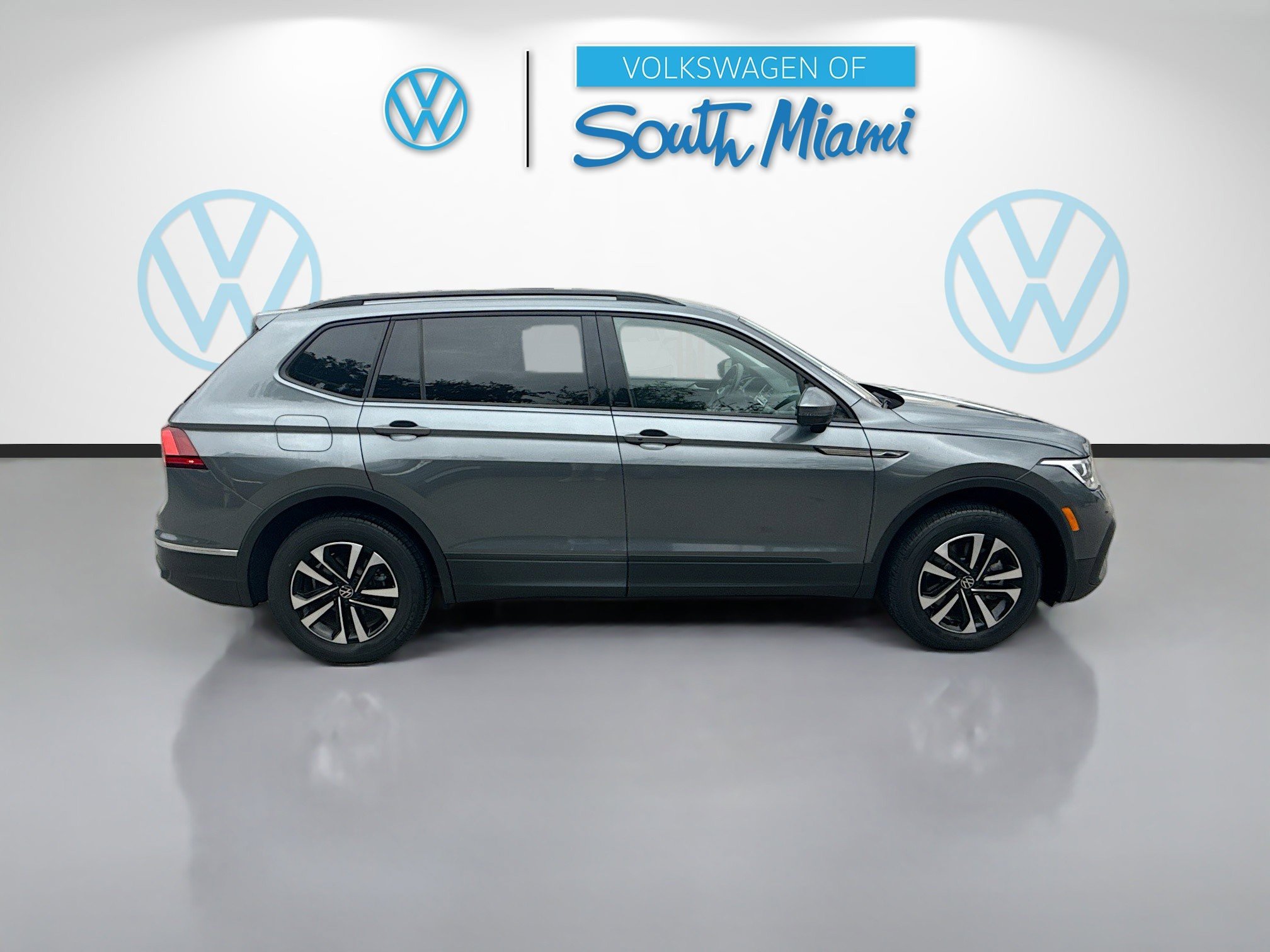 Certified 2022 Volkswagen Tiguan S image 8