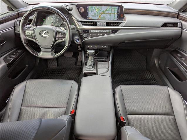 Used 2019 Lexus ES 300h ES 300h w/ Premium Package image 17