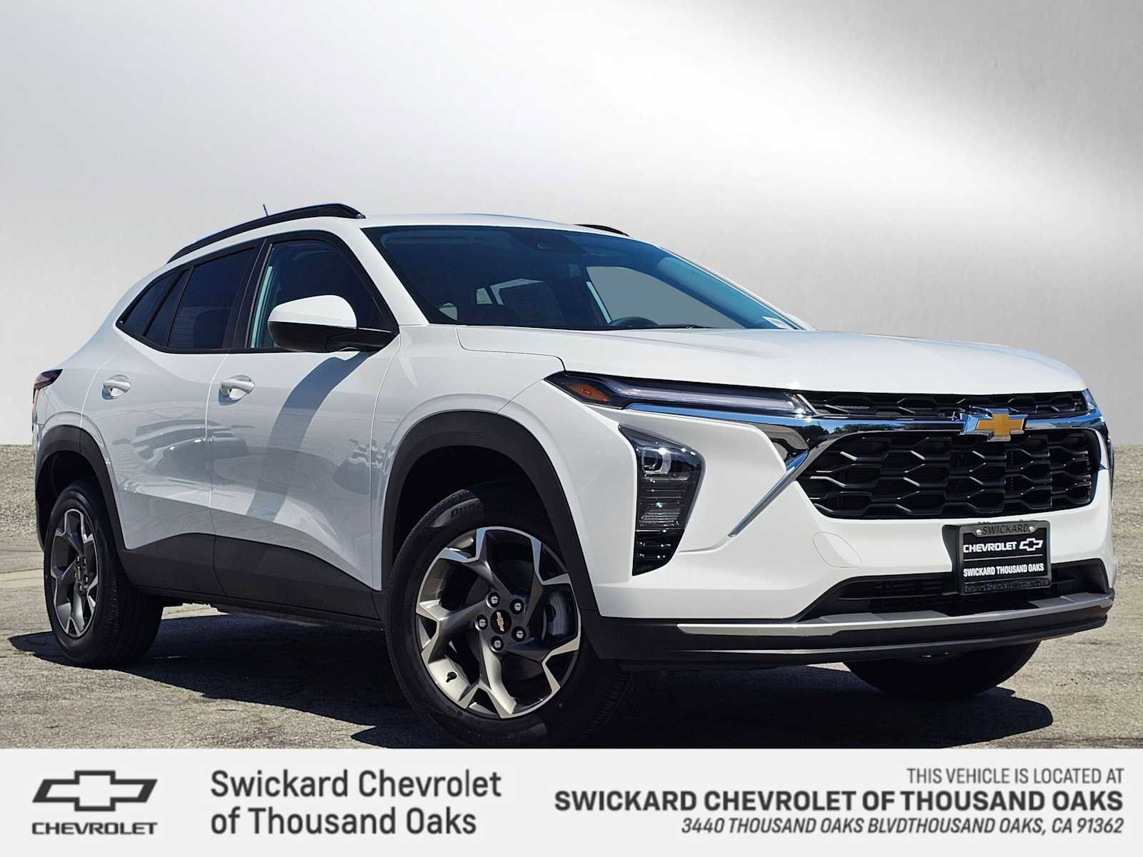 New 2026 Chevrolet Trax LT w/ Driver Confidence Package FWD image 1