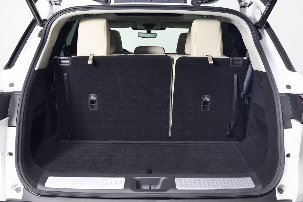 Used 2023 INFINITI QX60 Sensory w/ Vision Package FWD image 15