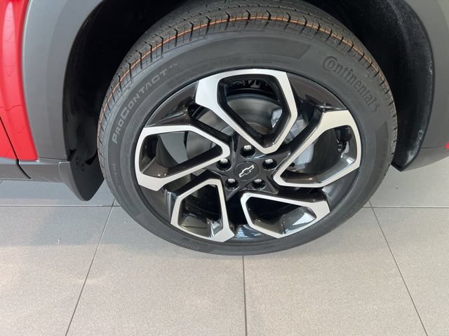 New 2026 Chevrolet Trax RS w/ Driver Confidence Package FWD image 11