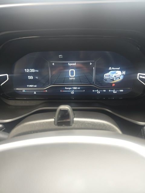 Used 2024 GMC Yukon XL Denali w/ Advanced Technology Package image 21