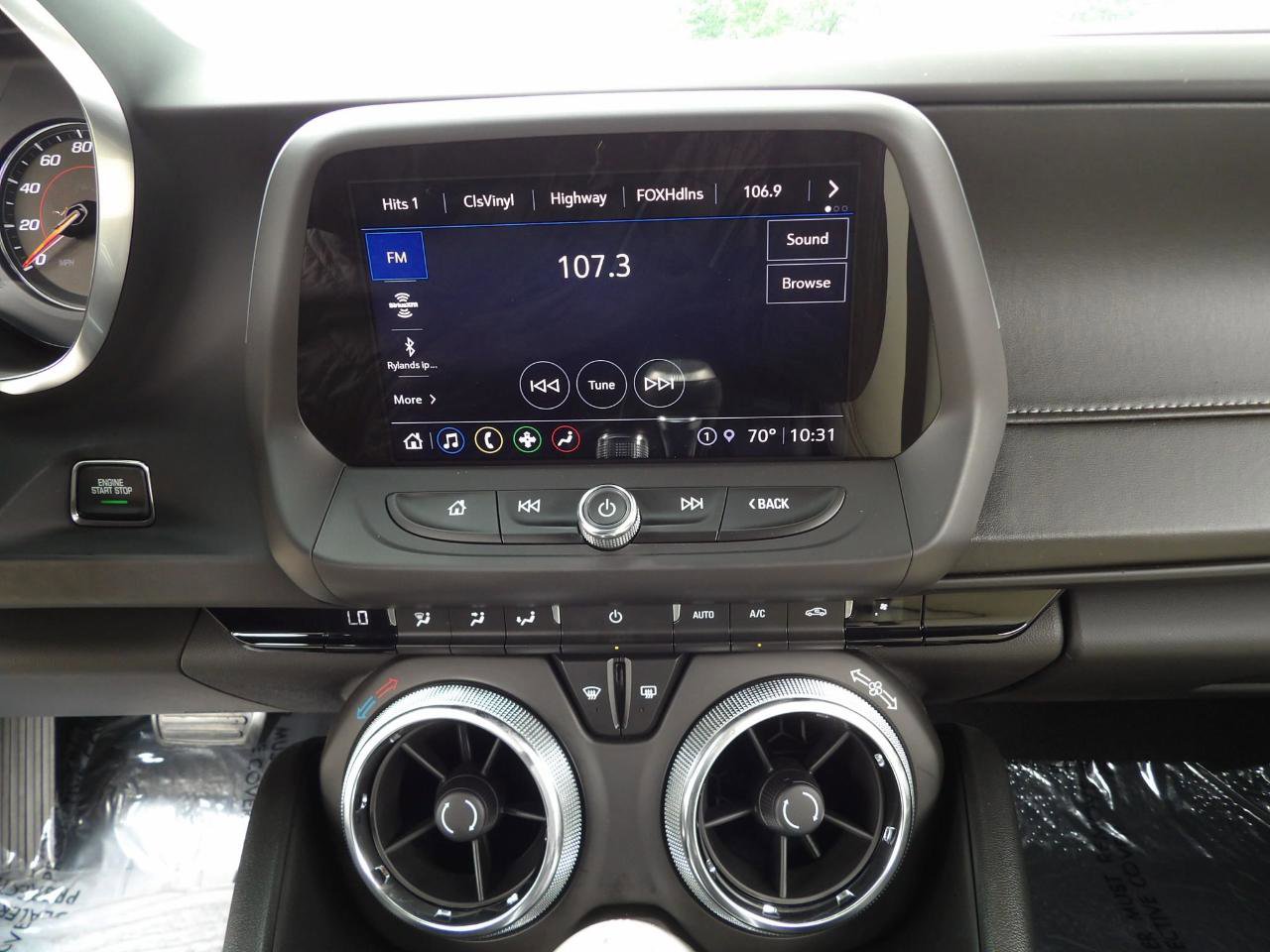 Used 2021 Chevrolet Camaro LT w/ RS Package image 20