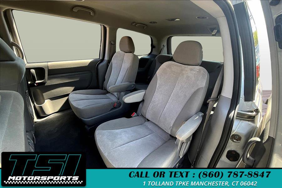 Used 2014 Kia Sedona LX image 26