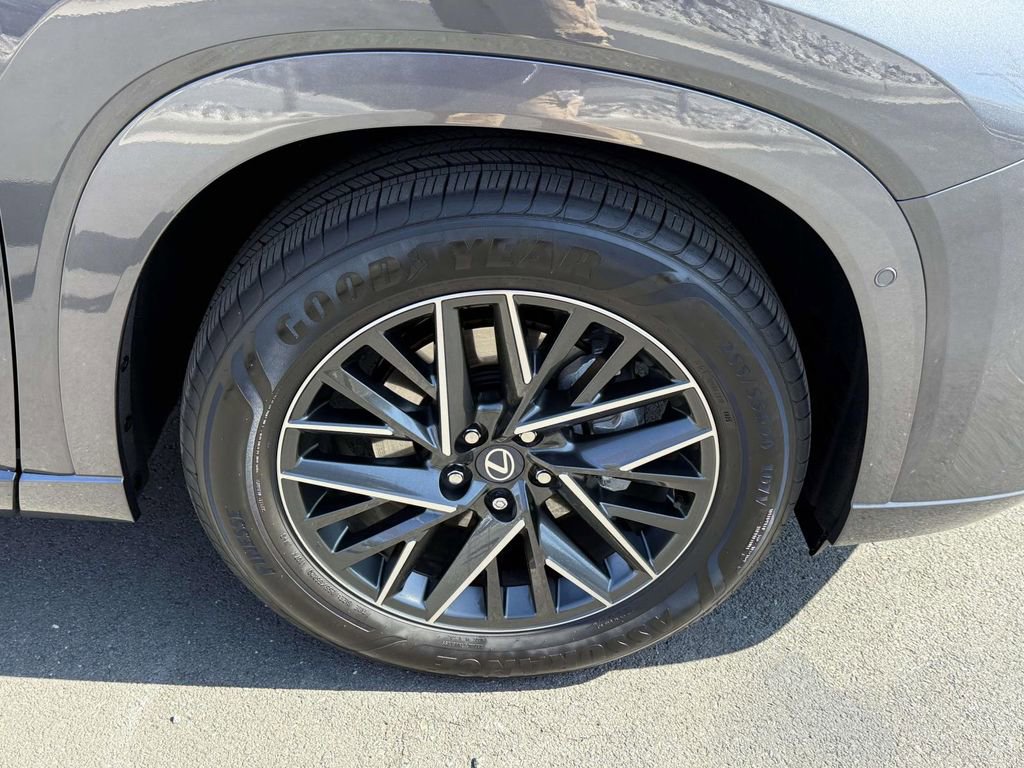 Used 2026 Lexus TX 350 AWD w/ Technology Package image 7