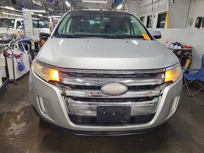 Used 2011 Ford Edge SEL w/ 201A Rapid Spec Order Code image 2